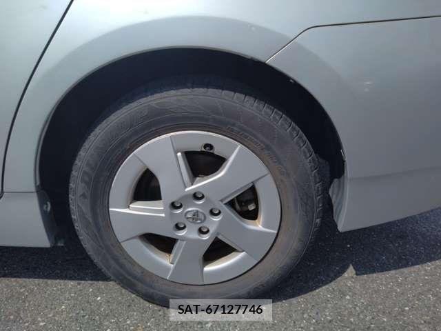 Toyota PRIUS 2010-04 8159043-14