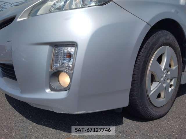Toyota PRIUS 2010-04 8159043-6