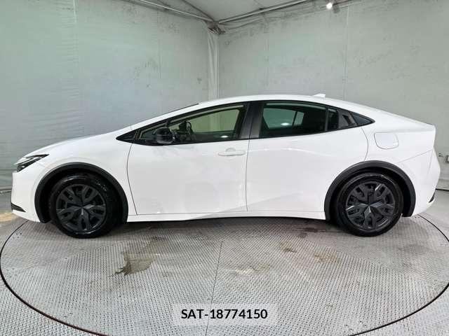 Toyota PRIUS 2023-02 8159019-7