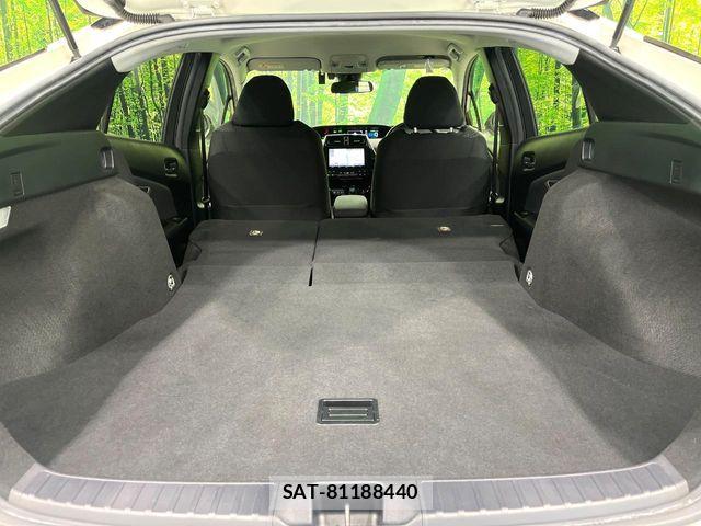 Toyota PRIUS 2017-03 8159026-9