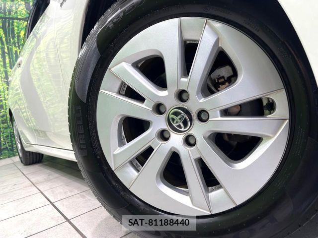 Toyota PRIUS 2017-03 8159026-12