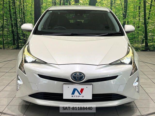 Toyota PRIUS 2017-03 8159026-13