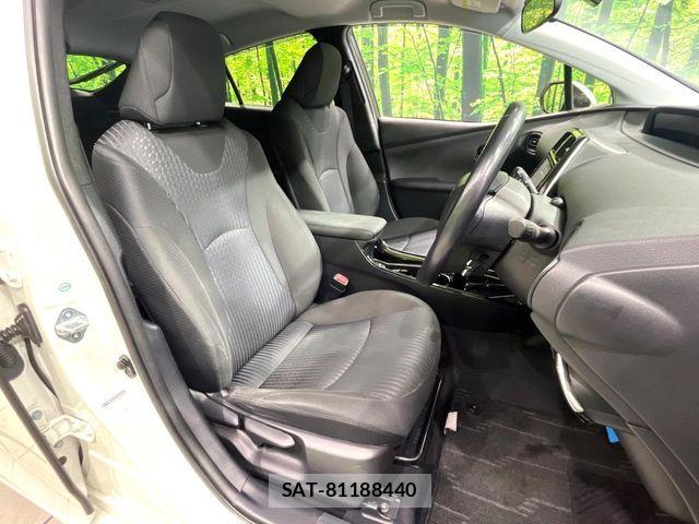 Toyota PRIUS 2017-03 8159026-7
