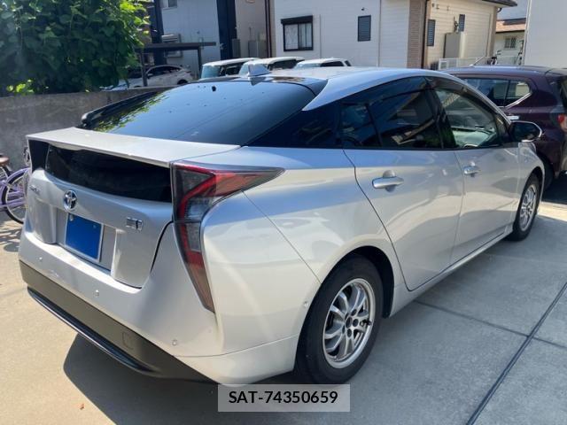 Toyota PRIUS 2016-07 8159036-3