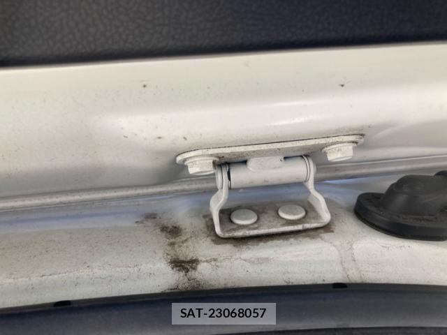 Toyota PRIUS 2018-07 8159030-11