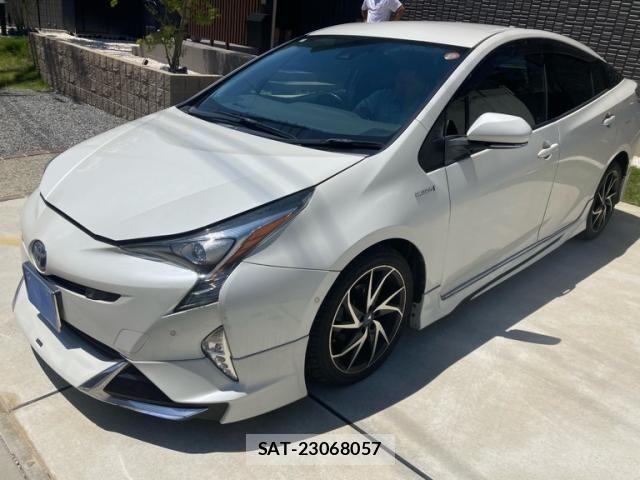 Toyota PRIUS 2018-07 8159030-1