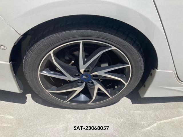 Toyota PRIUS 2018-07 8159030-5