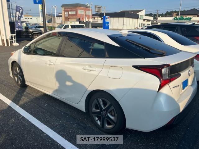 Toyota PRIUS 2020-07 8159021-10
