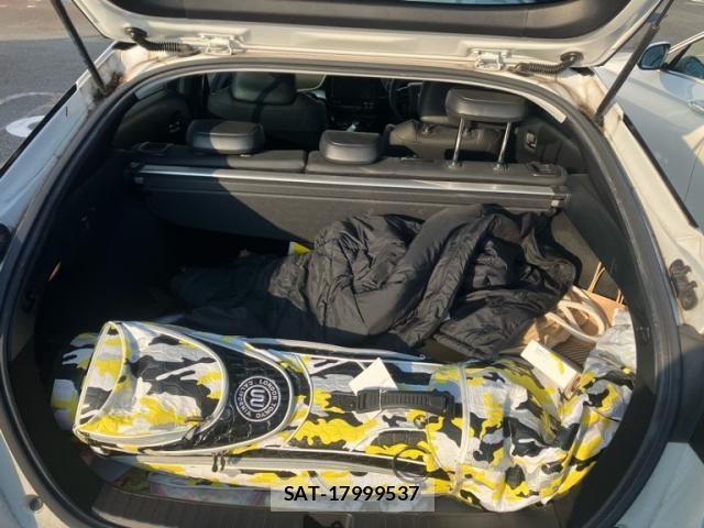 Toyota PRIUS 2020-07 8159021-12