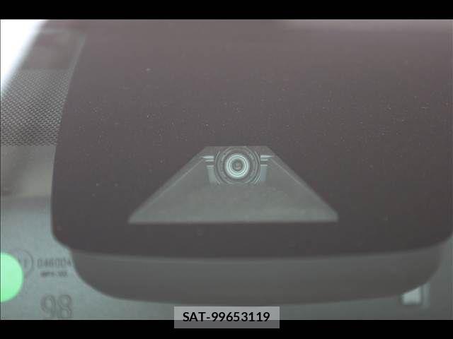 Toyota PRIUS 2017-06 8159031-3