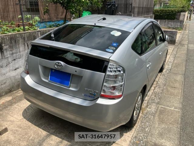 Toyota PRIUS 2007-09 8159039-1