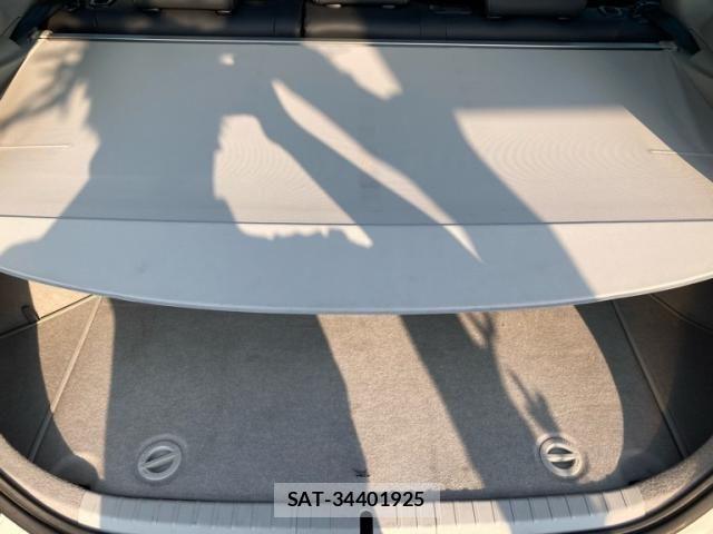 Toyota PRIUS 2012-04 8209654-10