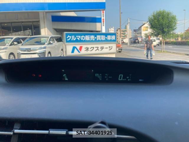 Toyota PRIUS 2012-04 8209654-19