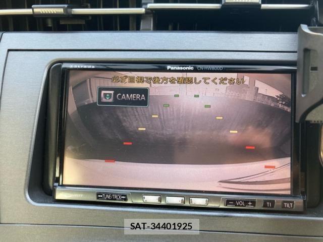 Toyota PRIUS 2012-04 8209654-24