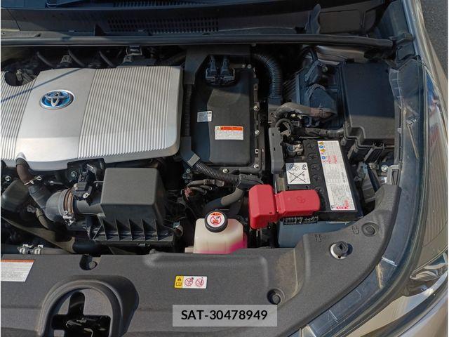 Toyota PRIUS 2019-06 8209612-15