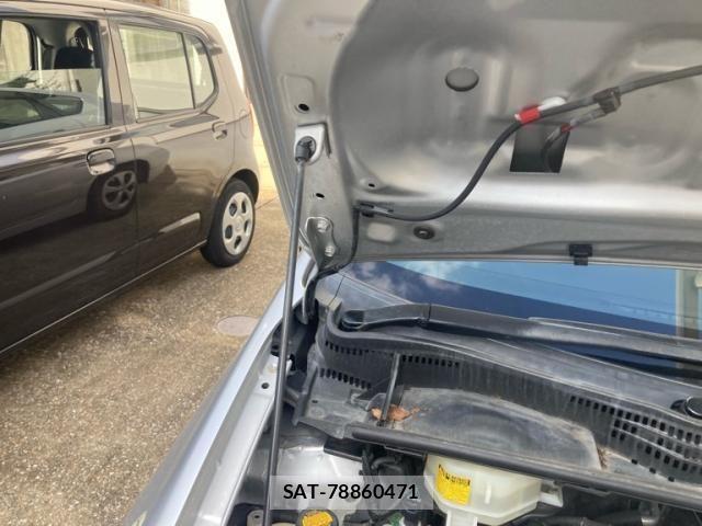 Toyota PRIUS 2012-03 8209658-24