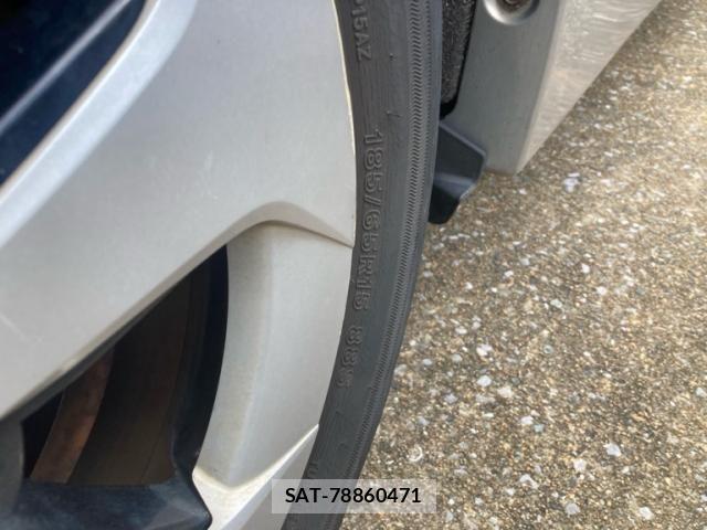Toyota PRIUS 2012-03 8209658-5