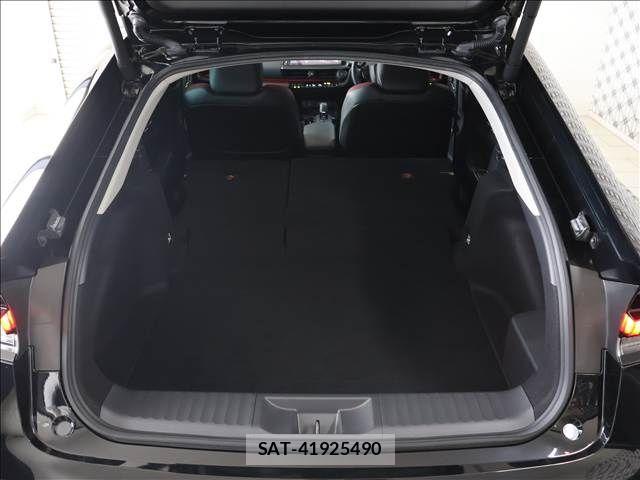 Toyota PRIUS 2023-02 8209572-19