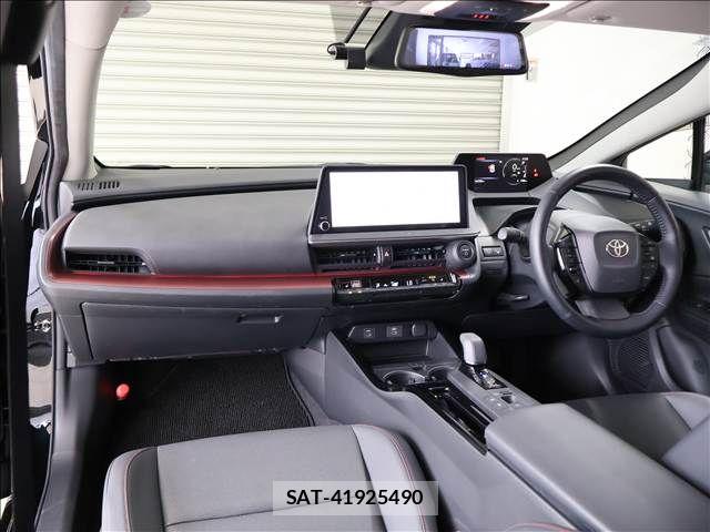 Toyota PRIUS 2023-02 8209572-2