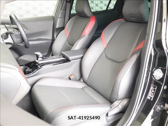 Toyota PRIUS 2023-02 8209572-7