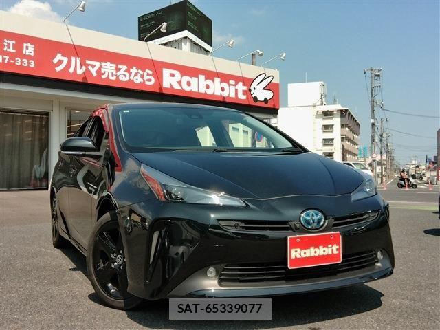 Toyota PRIUS 2021-09 8209604-0