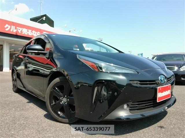 Toyota PRIUS 2021-09 8209604-2