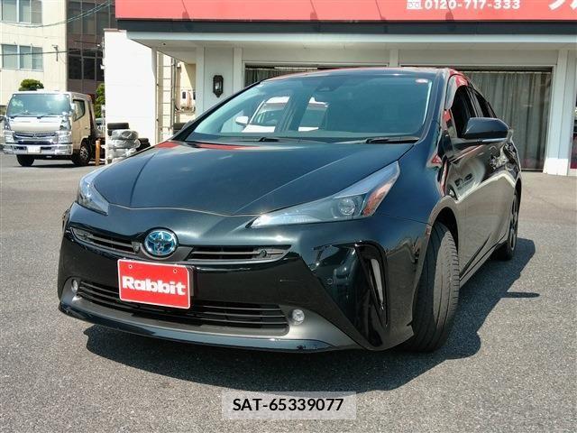 Toyota PRIUS 2021-09 8209604-6