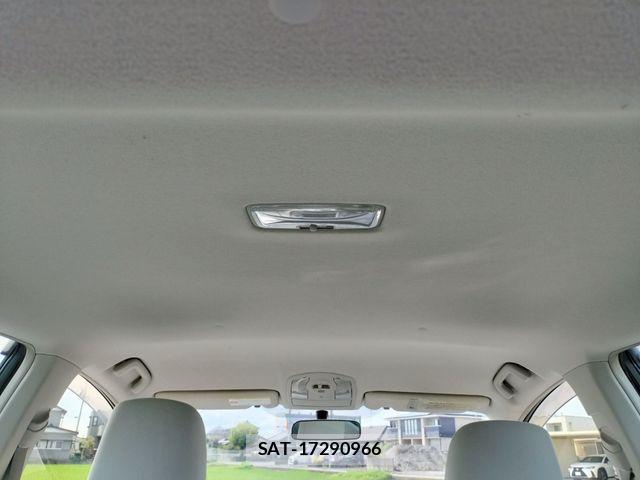 Toyota PRIUS 2012-03 8209651-12