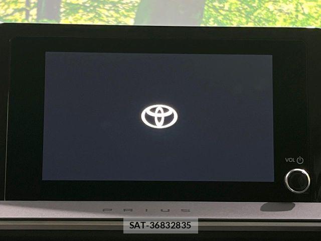 Toyota PRIUS 2024-09 8209581-2