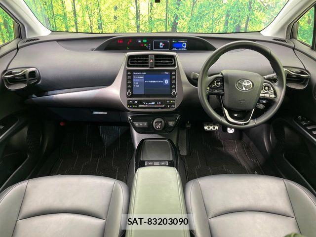 Toyota PRIUS 2022-12 8209585-1