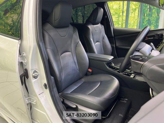 Toyota PRIUS 2022-12 8209585-8