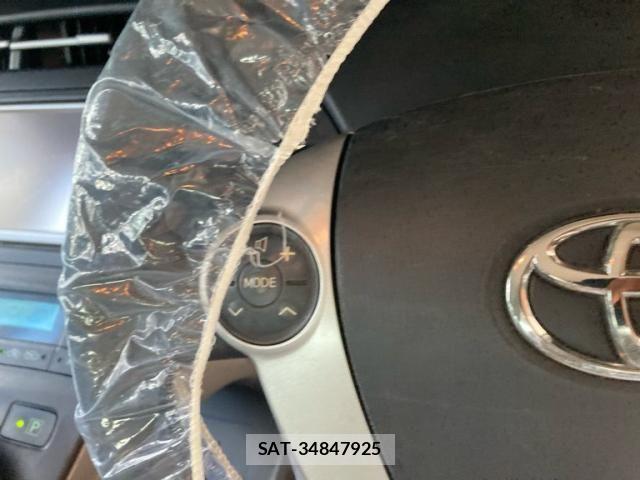 Toyota PRIUS 2010-01 8209664-13