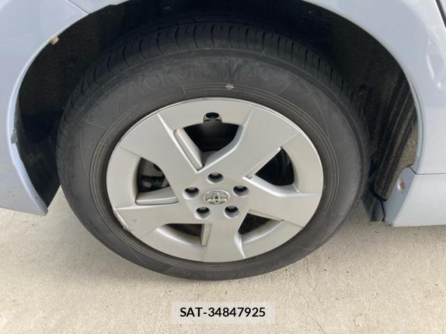 Toyota PRIUS 2010-01 8209664-6