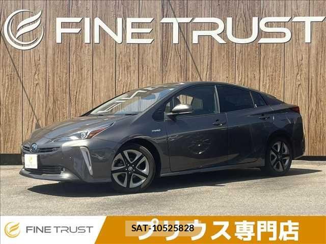 Toyota PRIUS 2019-03 8209601-0