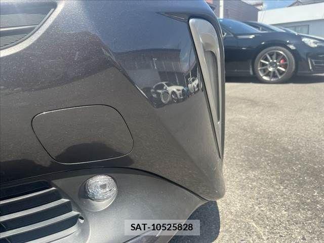 Toyota PRIUS 2019-03 8209601-22