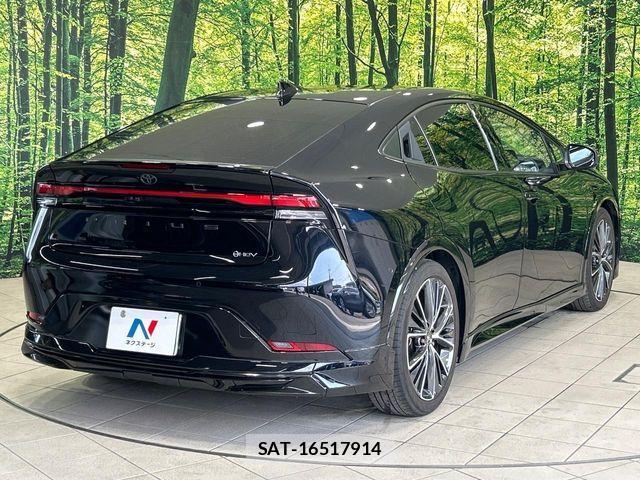 Toyota PRIUS 2023-04 8209576-18