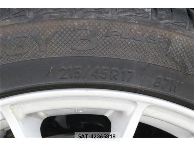 Toyota PRIUS 2016-05 8209614-21