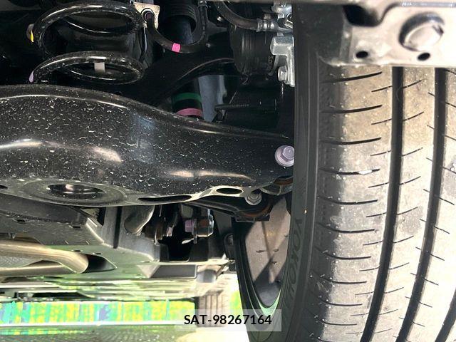 Toyota PRIUS 2026-03 8209575-19