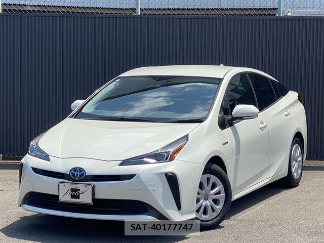 Toyota PRIUS 2019-12 8209630-0