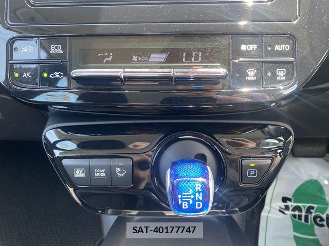Toyota PRIUS 2019-12 8209630-18