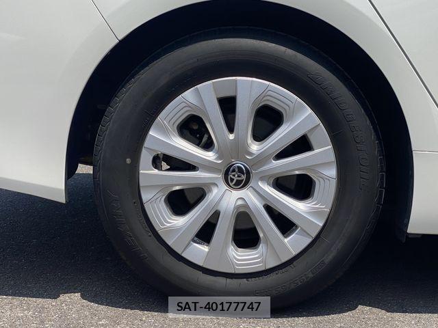 Toyota PRIUS 2019-12 8209630-27