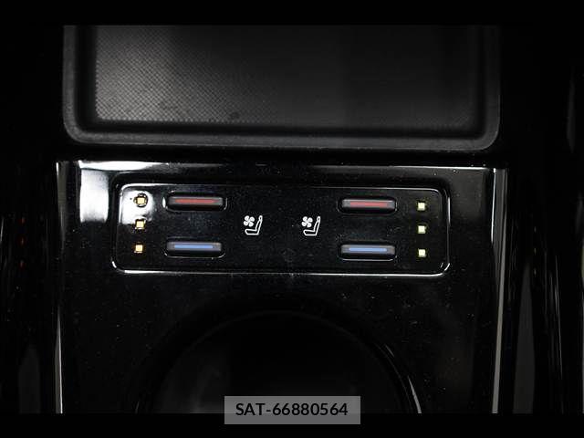 Toyota PRIUS 2021-06 8209603-9