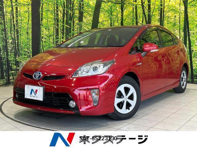 Toyota PRIUS 2015-07 8209641-0