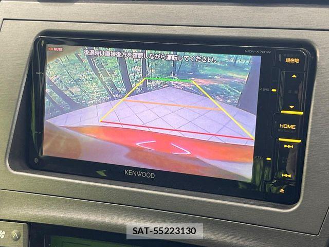 Toyota PRIUS 2015-07 8209641-3