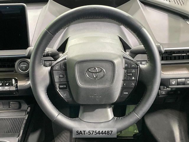 Toyota PRIUS 2024-07 8209574-10