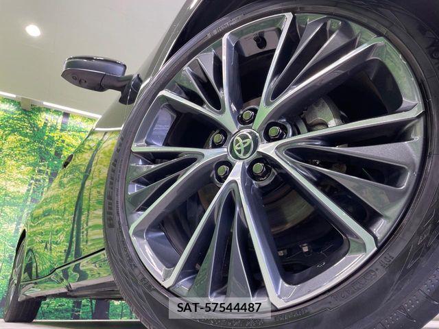 Toyota PRIUS 2024-07 8209574-12