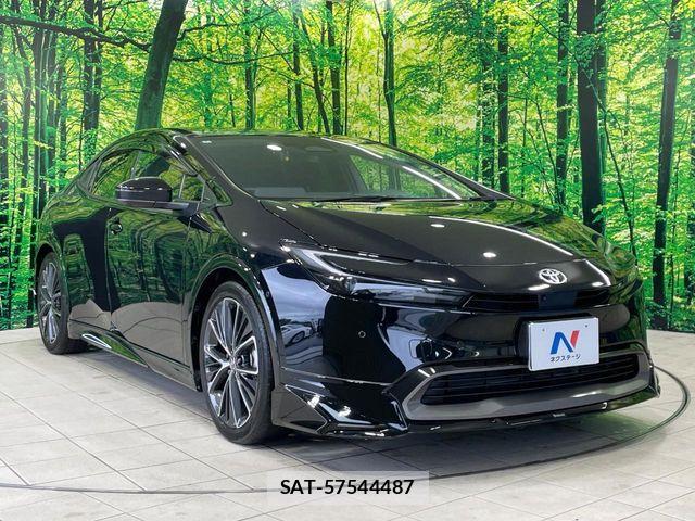 Toyota PRIUS 2024-07 8209574-15