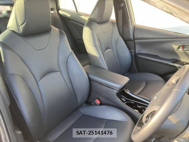 Toyota PRIUS 2021-07 8209596-22