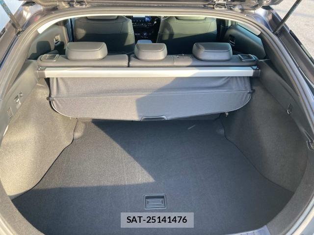 Toyota PRIUS 2021-07 8209596-27