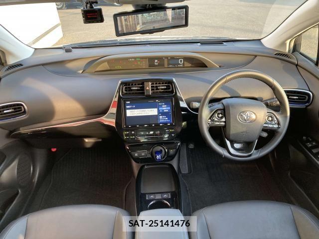 Toyota PRIUS 2021-07 8209596-2